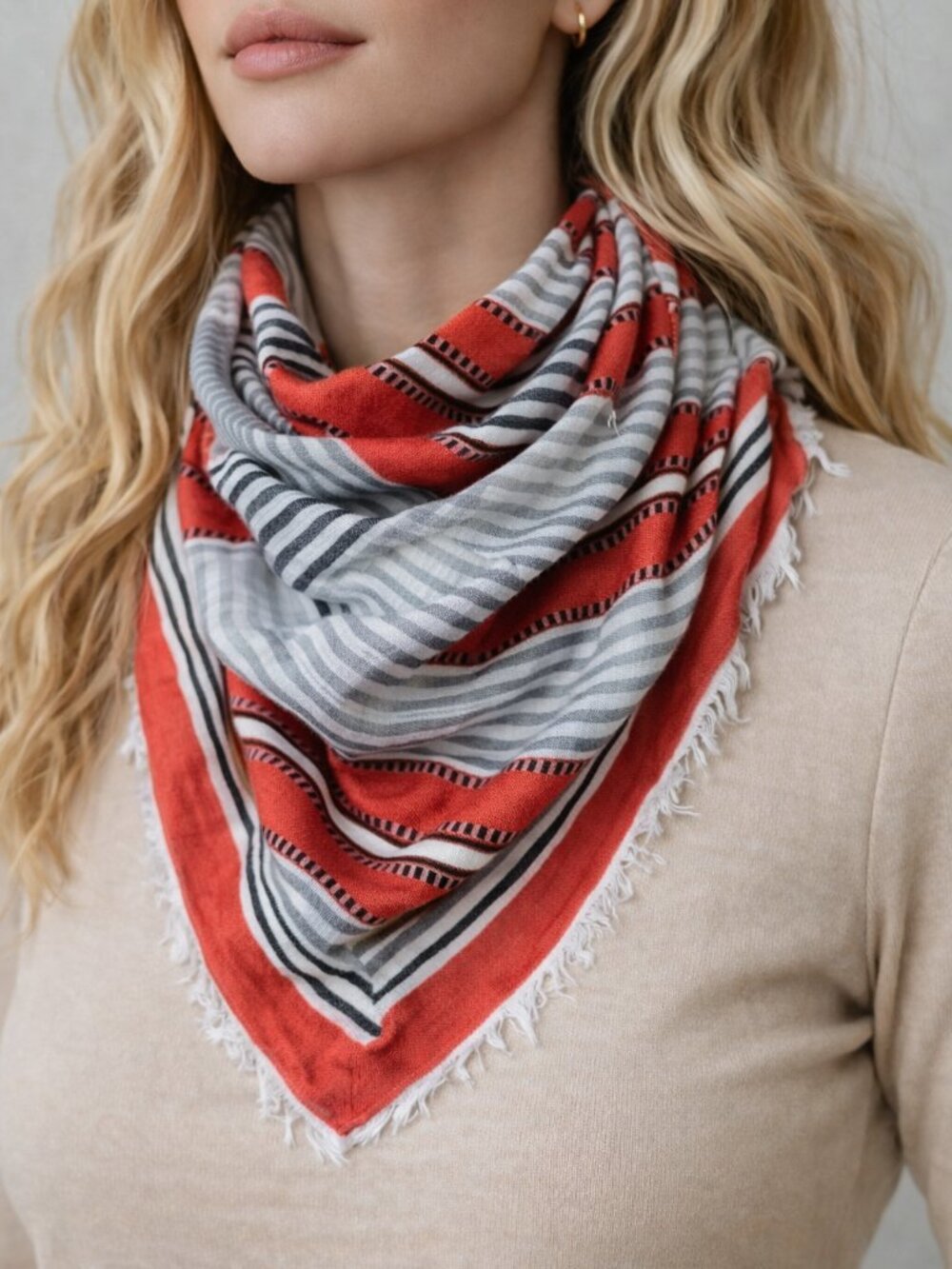 Ann Taylor ❤️LOFT Tassel Plaid Soft Scarf Wrap